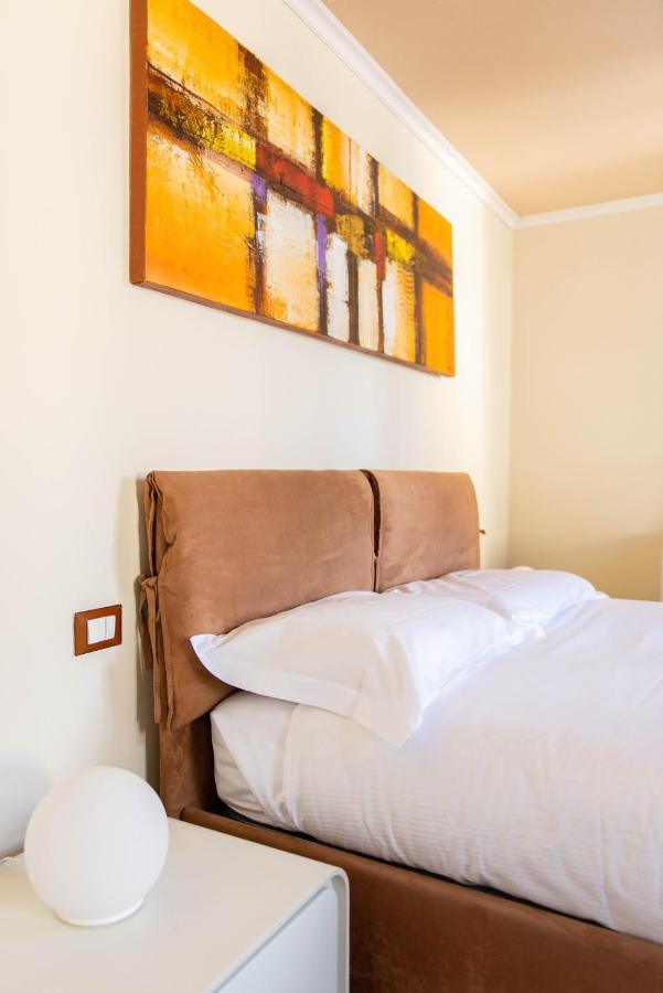 Modern, Bright Near Boboli Gardens & Santo Spirito - Homeunity Firenze Eksteriør bilde