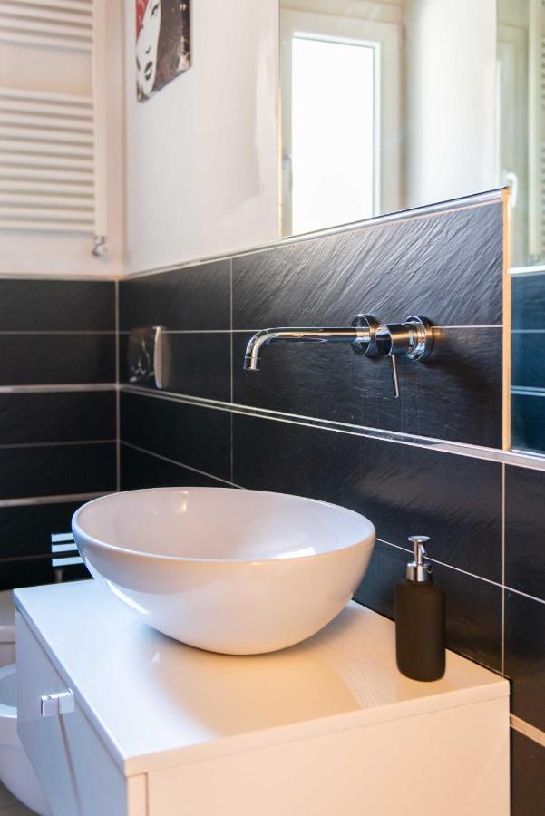 Modern, Bright Near Boboli Gardens & Santo Spirito - Homeunity Firenze Eksteriør bilde