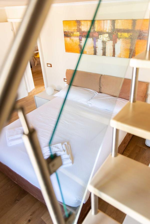 Modern, Bright Near Boboli Gardens & Santo Spirito - Homeunity Firenze Eksteriør bilde